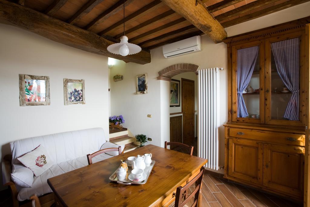 Agriturismo Il Calesse Quarrata Ruang foto