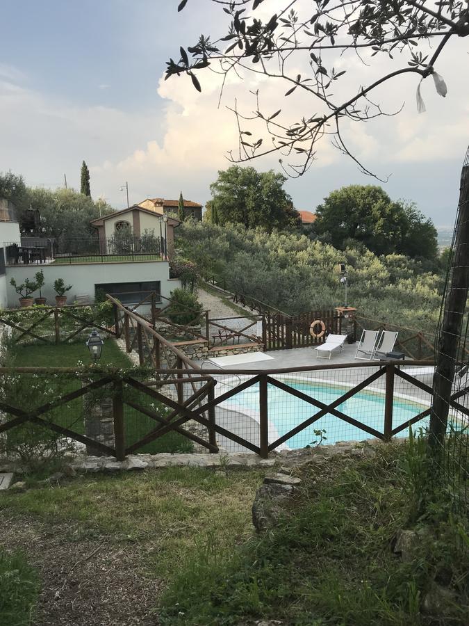 Agriturismo Il Calesse Quarrata Bagian luar foto