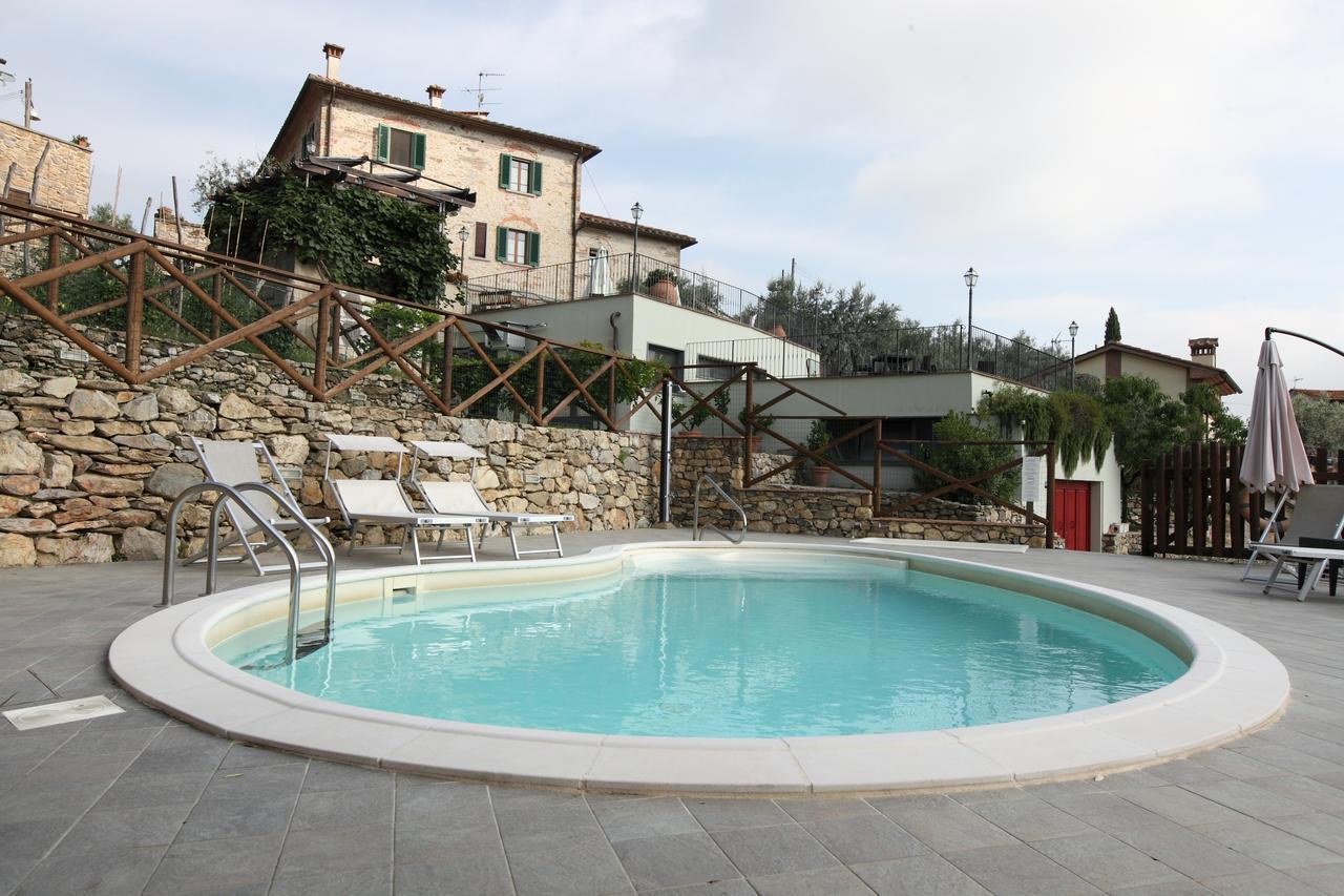 Agriturismo Il Calesse Quarrata Bagian luar foto