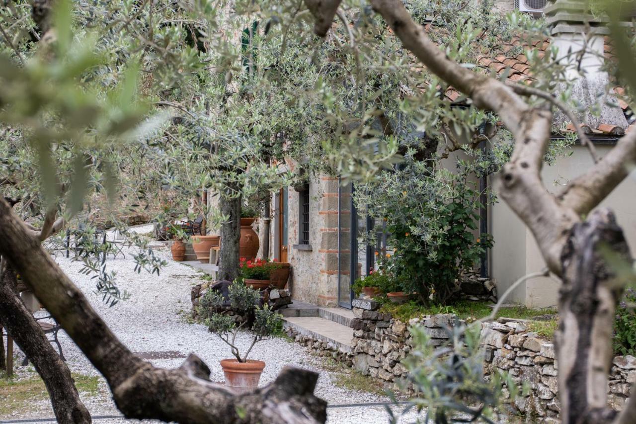 Agriturismo Il Calesse Quarrata Bagian luar foto
