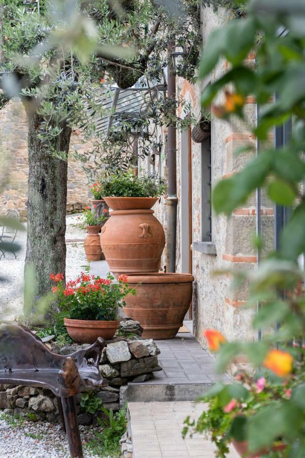 Agriturismo Il Calesse Quarrata Bagian luar foto